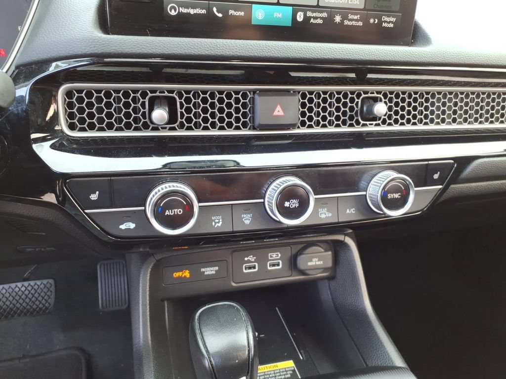 Used 2023 Honda Civic Touring image 12