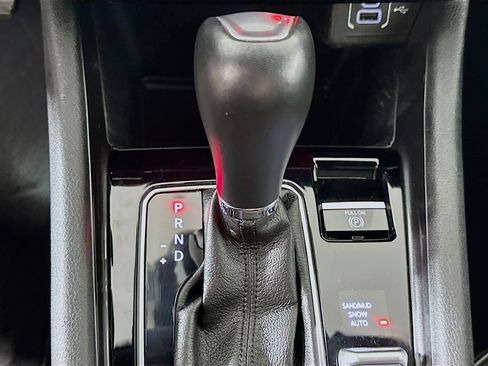 Used 2024 Jeep Compass Latitude image 24