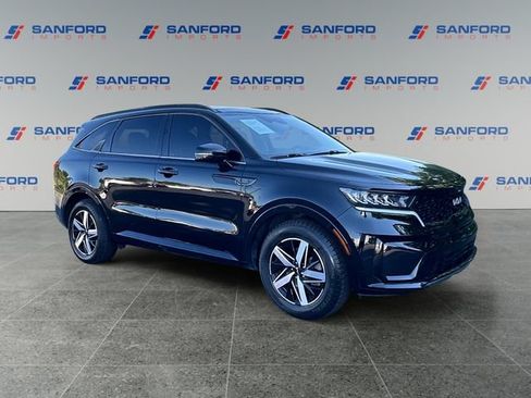 Used 2022 Kia Sorento S w/ Panoramic Sunroof Package FWD image 7
