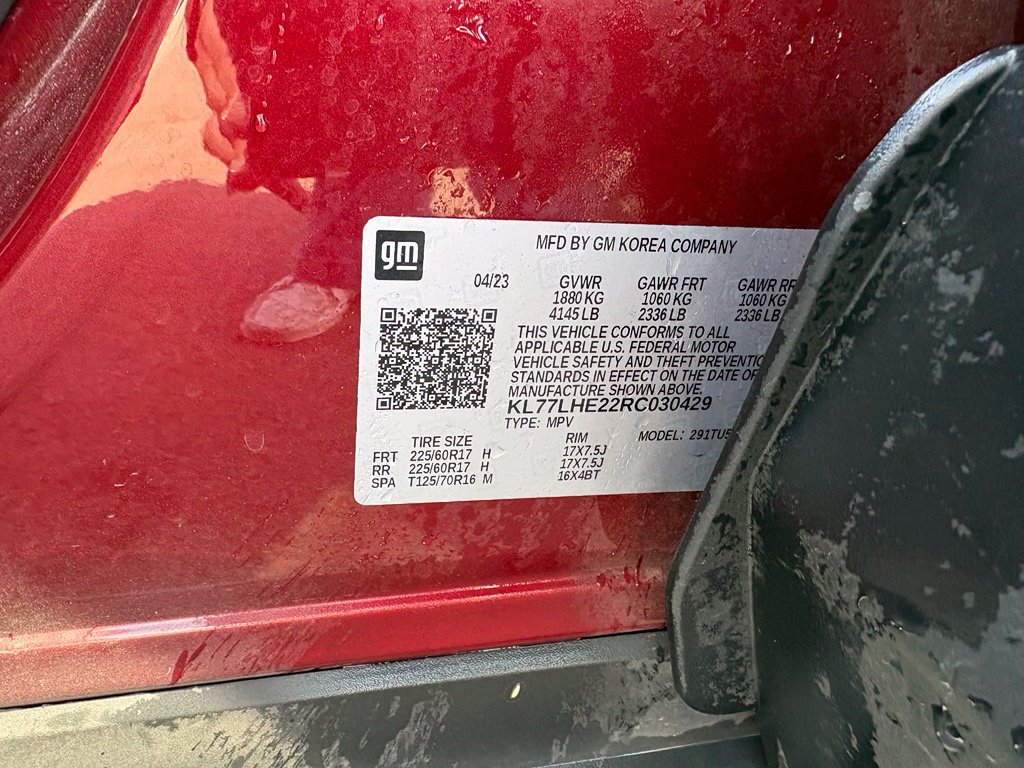 Used 2024 Chevrolet Trax LT w/ Driver Confidence Package FWD image 32