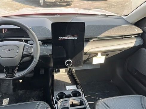New 2025 Ford Mustang Mach-E Premium image 34