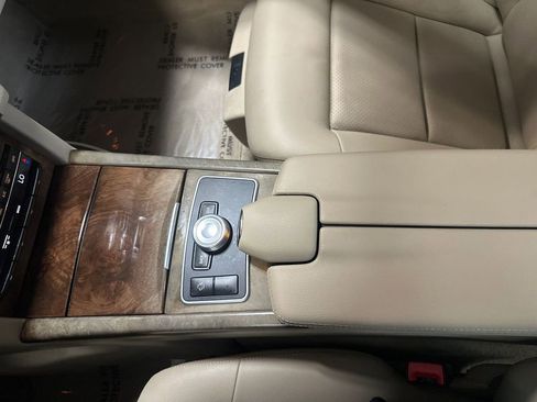 Used 2010 Mercedes-Benz E 350 4MATIC Sedan image 61