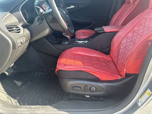 Used 2024 Chevrolet Malibu RS image 9