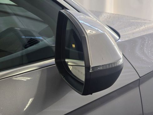 Used 2023 Audi Q5 2.0T Premium w/ Convenience Package image 30