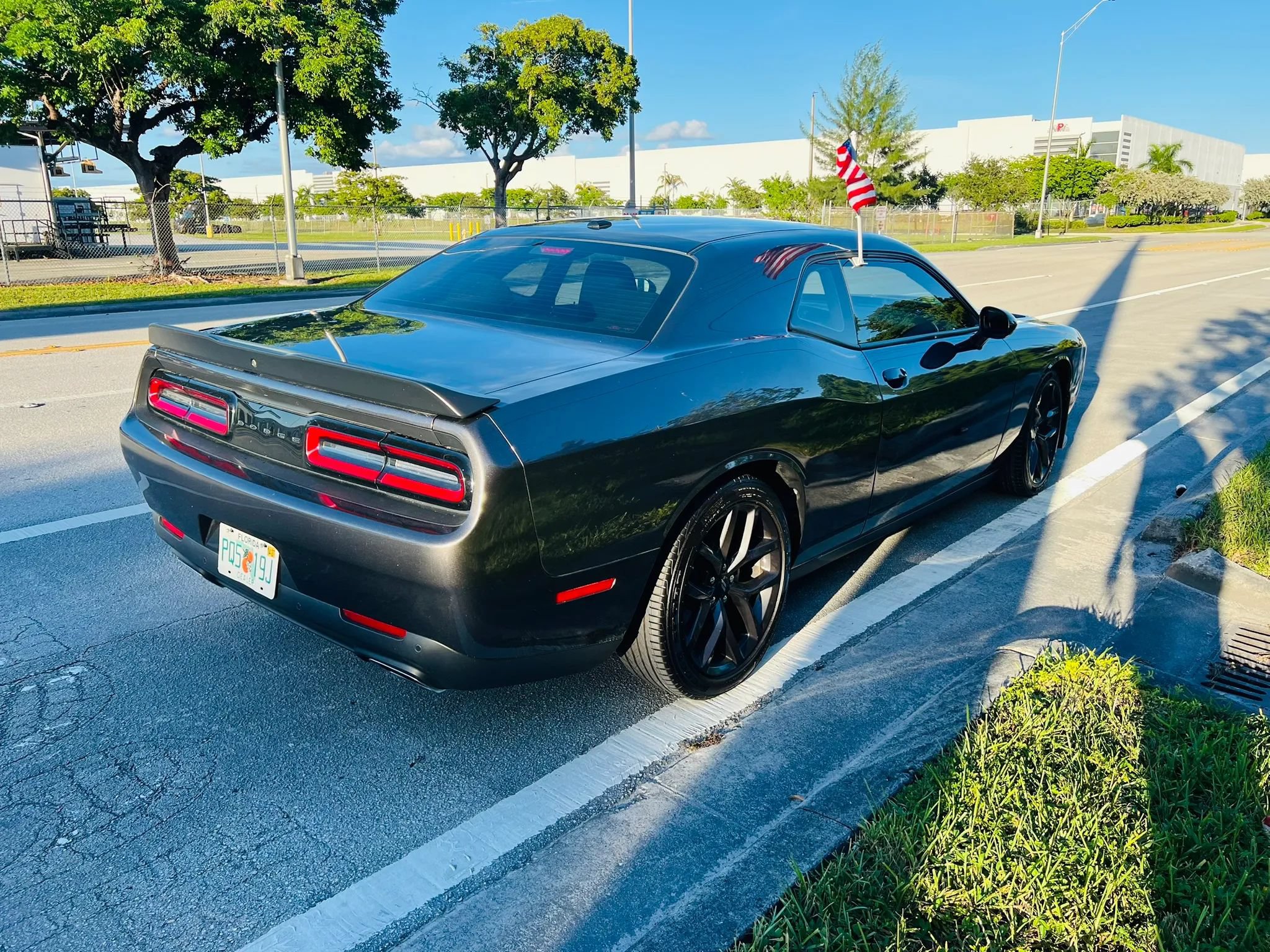 Used 2022 Dodge Challenger R/T w/ Blacktop Package RWD image 5