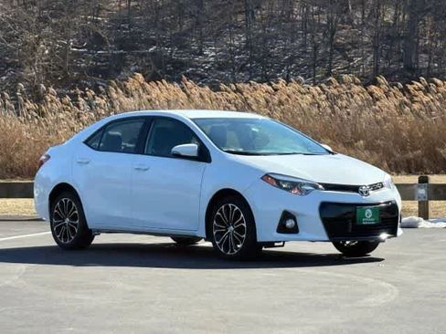 Used 2015 Toyota Corolla S image 8