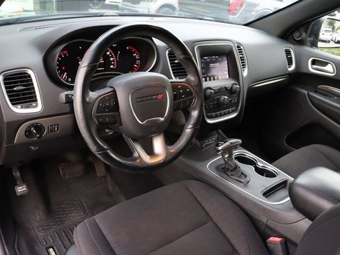 Used 2020 Dodge Durango SXT image 13