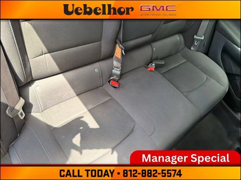 Used 2024 Chevrolet Malibu LT FWD image 6