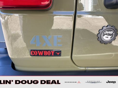 New 2025 Jeep Wrangler Willys 4xe image 30