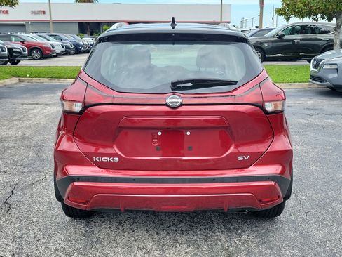 Certified 2023 Nissan Kicks SV FWD image 5