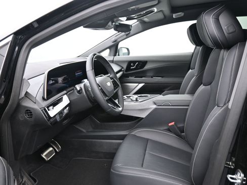 New 2025 Cadillac Optiq Luxury 2 w/ LPO, Floor Liner Package image 11