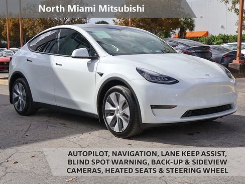 Used 2023 Tesla Model Y Long Range image 1