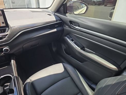 Used 2024 Nissan Altima 2.5 SR w/ SR Premium Package FWD image 14