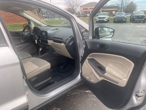 Used 2021 Ford EcoSport S image 19