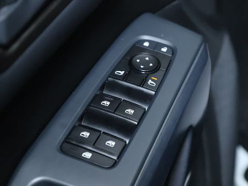 Used 2023 Nissan Pathfinder Rock Creek AWD/4WD image 17