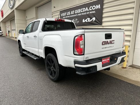Used 2021 GMC Canyon Denali image 7