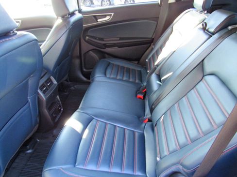 Used 2024 Ford Edge SEL w/ Sport Appearance Package AWD/4WD image 29