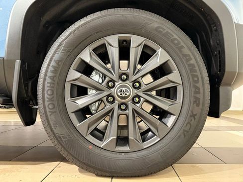 New 2026 Toyota Land Cruiser Base image 9