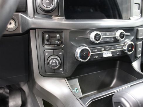 Used 2024 Ford F150 XLT w/ Tow/Haul Package AWD/4WD image 64
