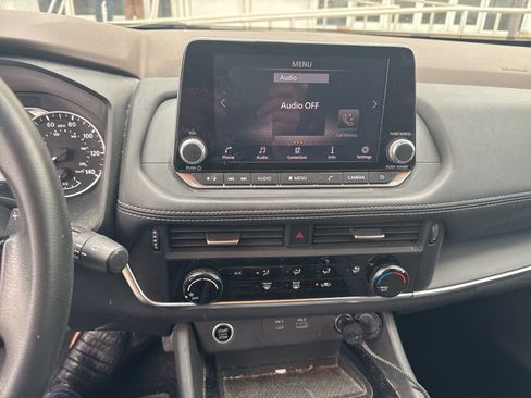 Used 2021 Nissan Rogue S image 12