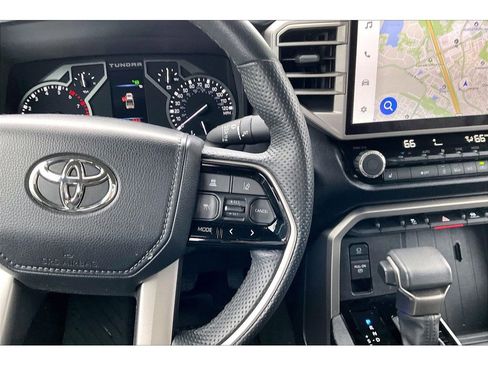 Used 2022 Toyota Tundra SR5 w/ SR5 Premium Package image 19