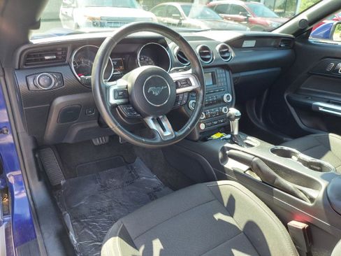 Used 2015 Ford Mustang Convertible w/ Equipment Group 051A image 12