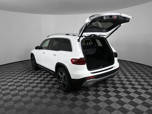 New 2026 Mercedes-Benz GLB 250 image 32