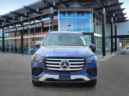 Certified 2025 Mercedes-Benz GLS 450 4MATIC image 8