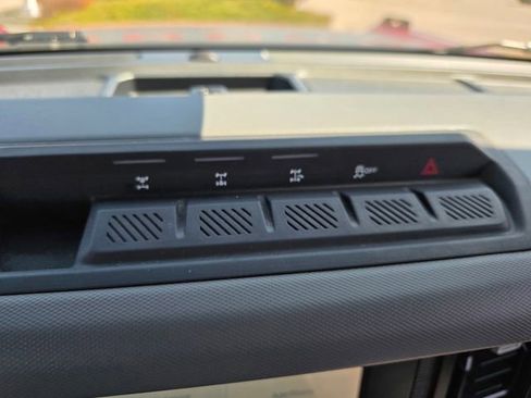 Used 2021 Ford Bronco Big Bend w/ Sasquatch Package AWD/4WD image 22