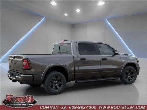 New 2026 RAM 1500 4x4 Crew Cab image 4