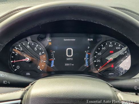 Used 2025 Jeep Compass Limited AWD/4WD image 16