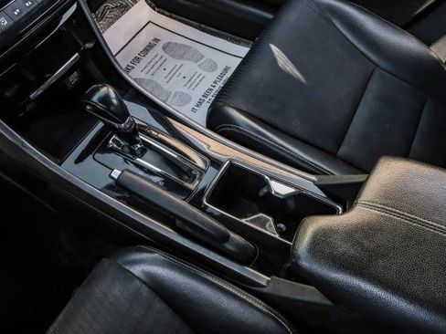 Used 2016 Honda Accord Sport image 35