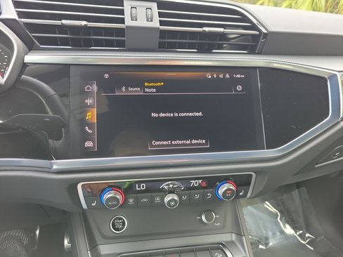 Certified 2025 Audi Q3 2.0T Premium Plus w/ Premium Plus Package image 22