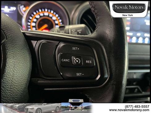 Used 2023 Jeep Wrangler Unlimited Sport AWD/4WD image 21