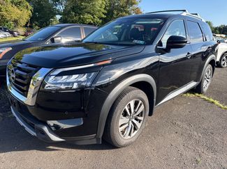 Used 2025 Nissan Pathfinder SL AWD/4WD video 1