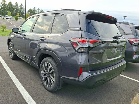 New 2026 Subaru Forester Touring AWD/4WD image 3