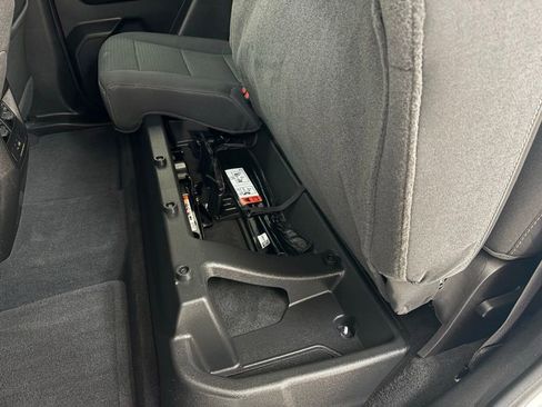 Used 2024 GMC Canyon Elevation w/ Convenience Package image 13