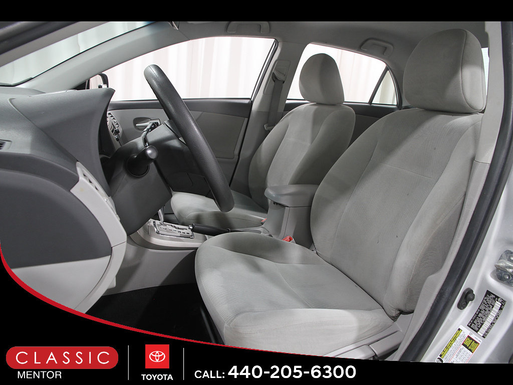 Used 2013 Toyota Corolla LE FWD image 5