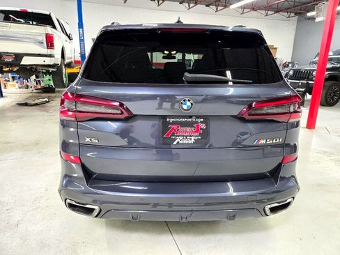 Used 2020 BMW X5 M50i image 6