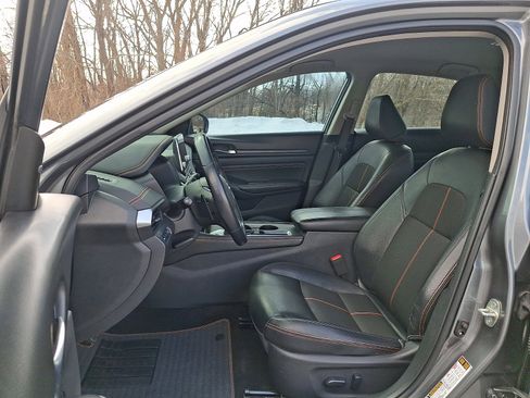 Used 2019 Nissan Altima 2.5 SR image 13