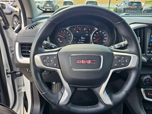 Used 2024 GMC Terrain SLT AWD/4WD image 17