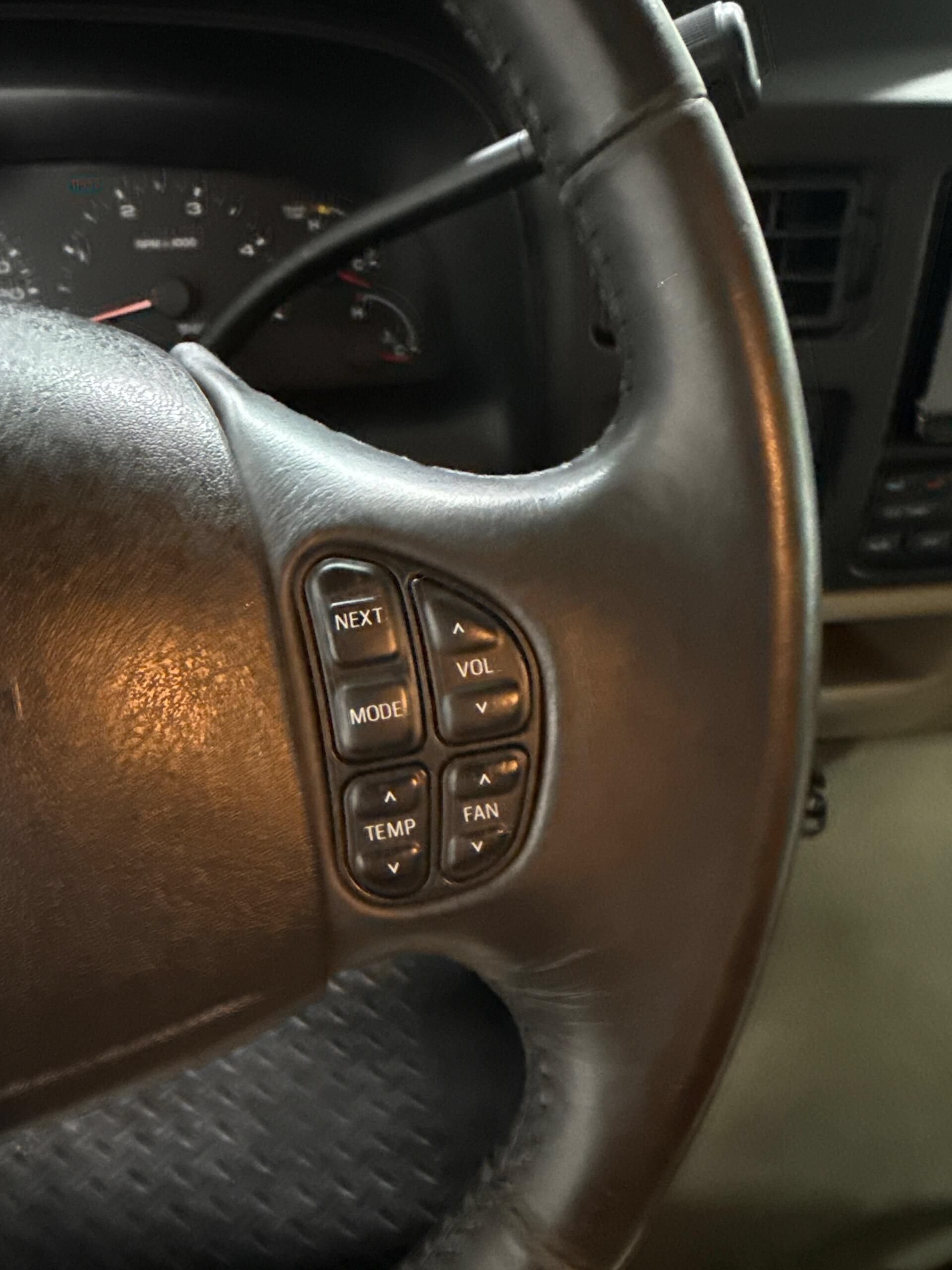 Used 2005 Ford Excursion Limited AWD/4WD image 18