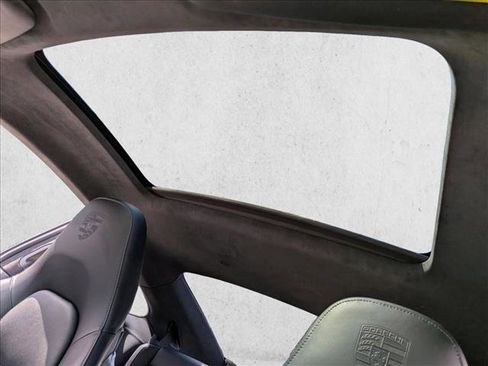 Used 2019 Porsche 911 Carrera GTS image 15