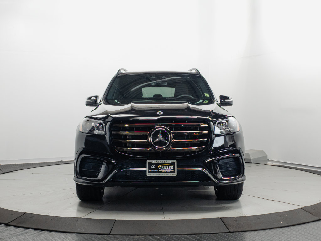 Certified 2026 Mercedes-Benz GLS 450 4MATIC image 2