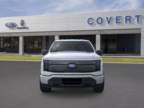 New 2025 Ford F150 Lightning Flash AWD/4WD image 6