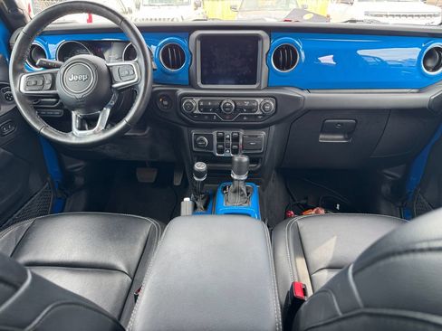 Certified 2023 Jeep Wrangler Unlimited Sahara w/ Cold Weather Group AWD/4WD image 19