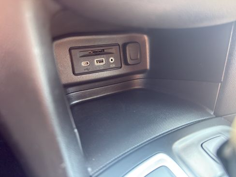 Certified 2024 Chevrolet Equinox LT AWD/4WD image 20