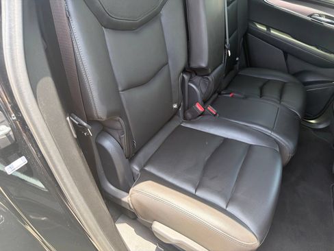 Used 2023 Cadillac XT6 Luxury FWD image 11