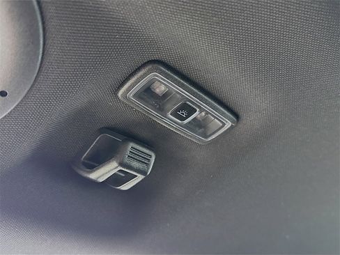 Used 2023 Ford Explorer ST-Line w/ Class IV Trailer Tow Package image 28