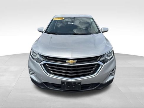 Used 2020 Chevrolet Equinox LT w/ Driver Convenience Package FWD image 2
